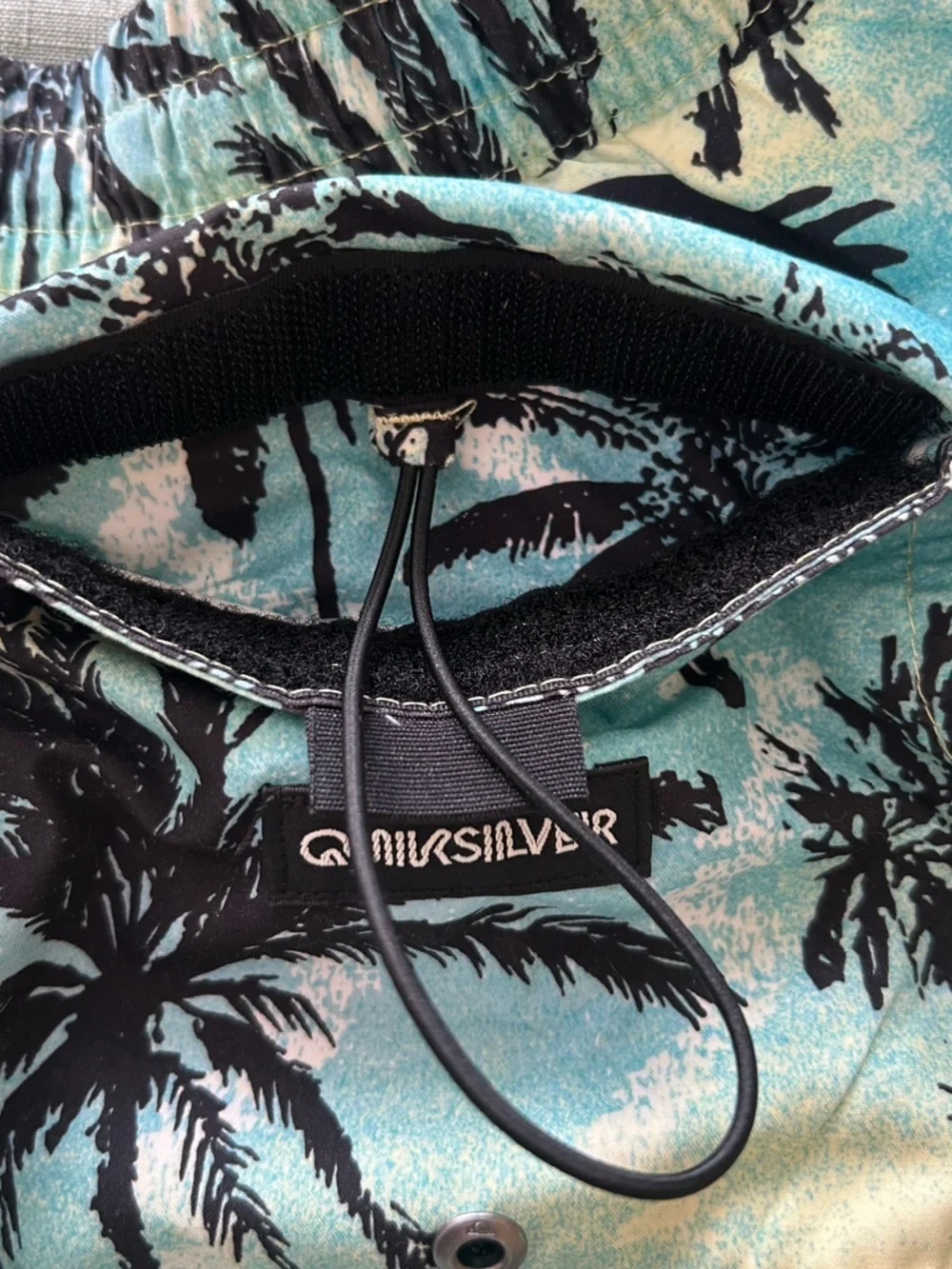 Men’s Quiksilver Black Palm Print Board Shorts